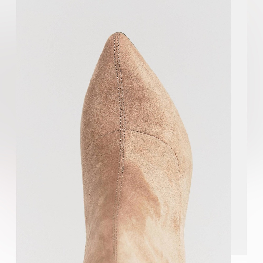Over The Knee Stretch Boot - Picture 3 of 9